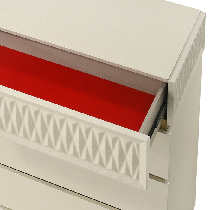 Stanley - 5 Drawer Chest With Crocodile Texture - Gray