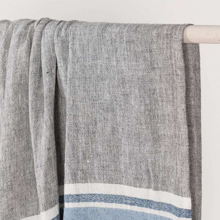 Lima - Throw - Capri Blue / Dark Gray