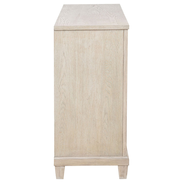 Wedner - 6 Drawer Dresser - Oak