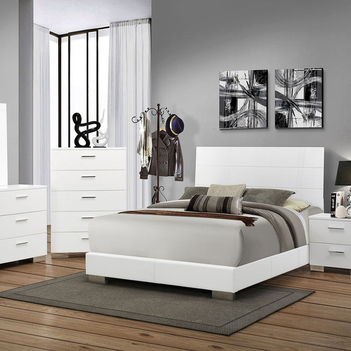 Dulcey - 5 Drawer Bedroom Chest - White