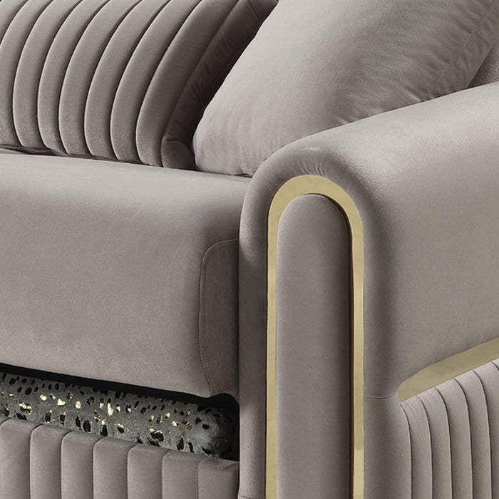 Ruby - Loveseat