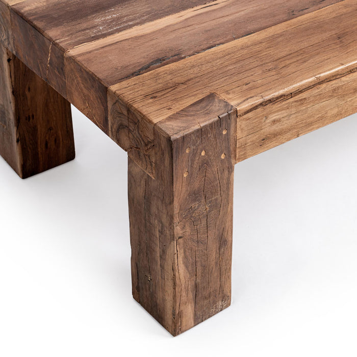 Giza - Table