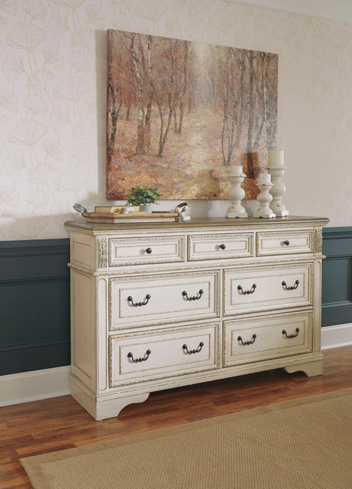 Realyn Dresser