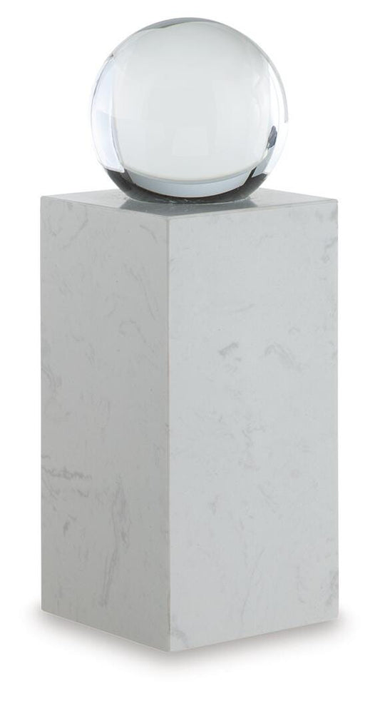 Ashley Express - Sellner Sculpture