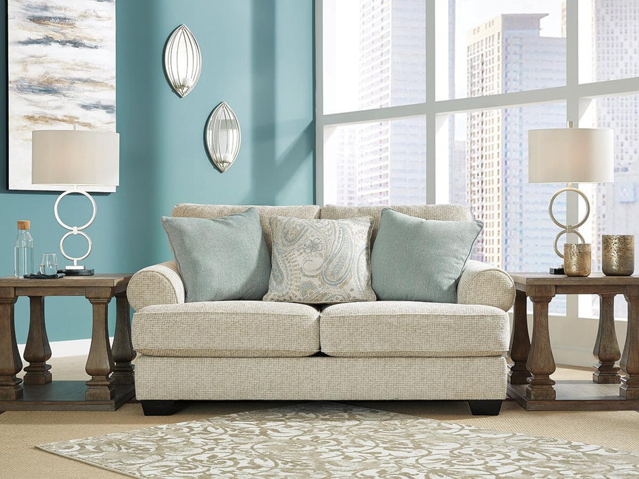 Monaghan Loveseat