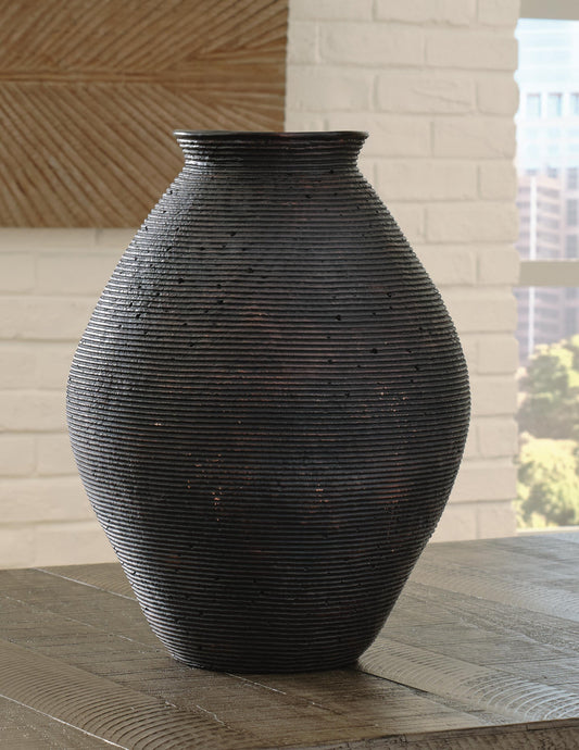 Ashley Express - Hannela Vase