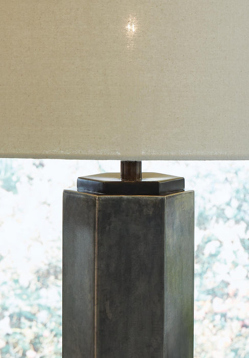 Ashley Express - Dirkton Metal Table Lamp (1/CN)