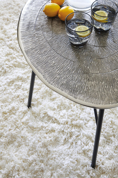 Ashley Express - Laverford Round End Table