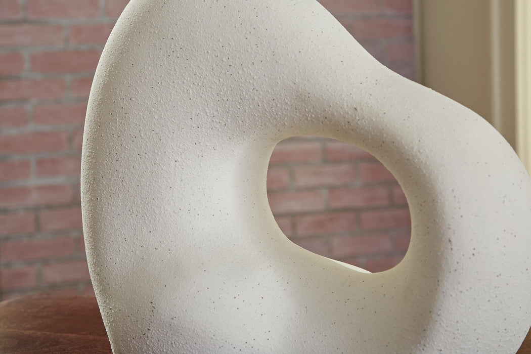 Ashley Express - Arthrow Sculpture