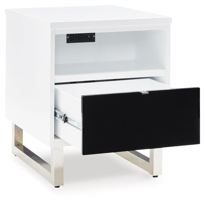 Ashley Express - Gardoni Chair Side End Table