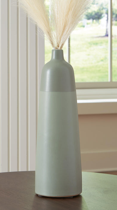 Ashley Express - Peerland Vase