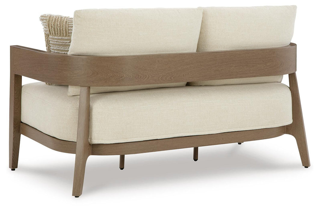 Serene Bay Loveseat w/Cushion
