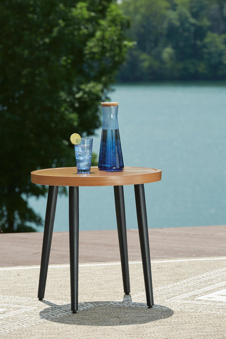 Ashley Express - Horizon Hall Round End Table