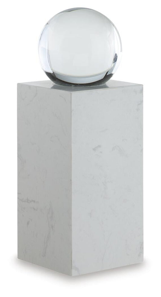 Ashley Express - Sellner Sculpture