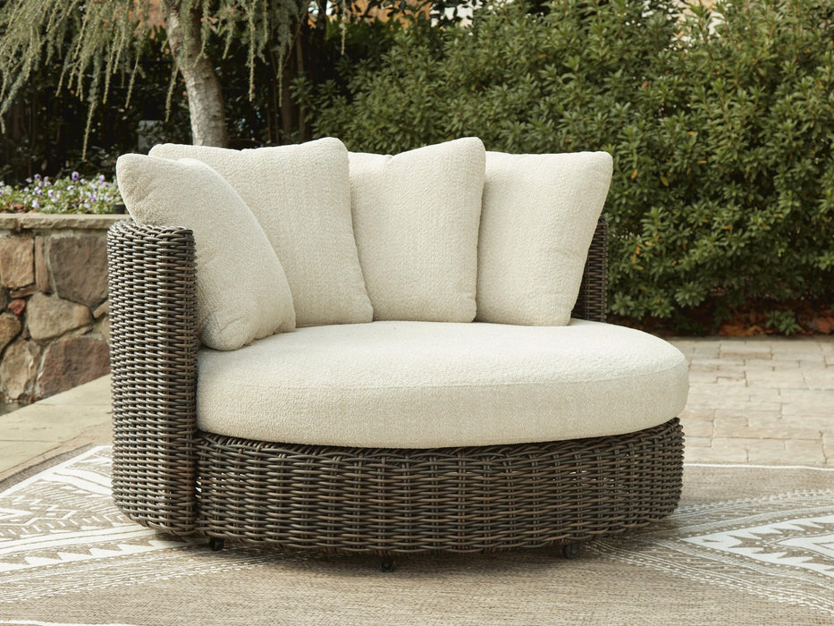Kimora Swivel Lounge Chair w/Cushion