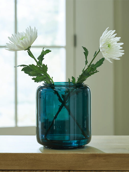 Ashley Express - Inisland Vase