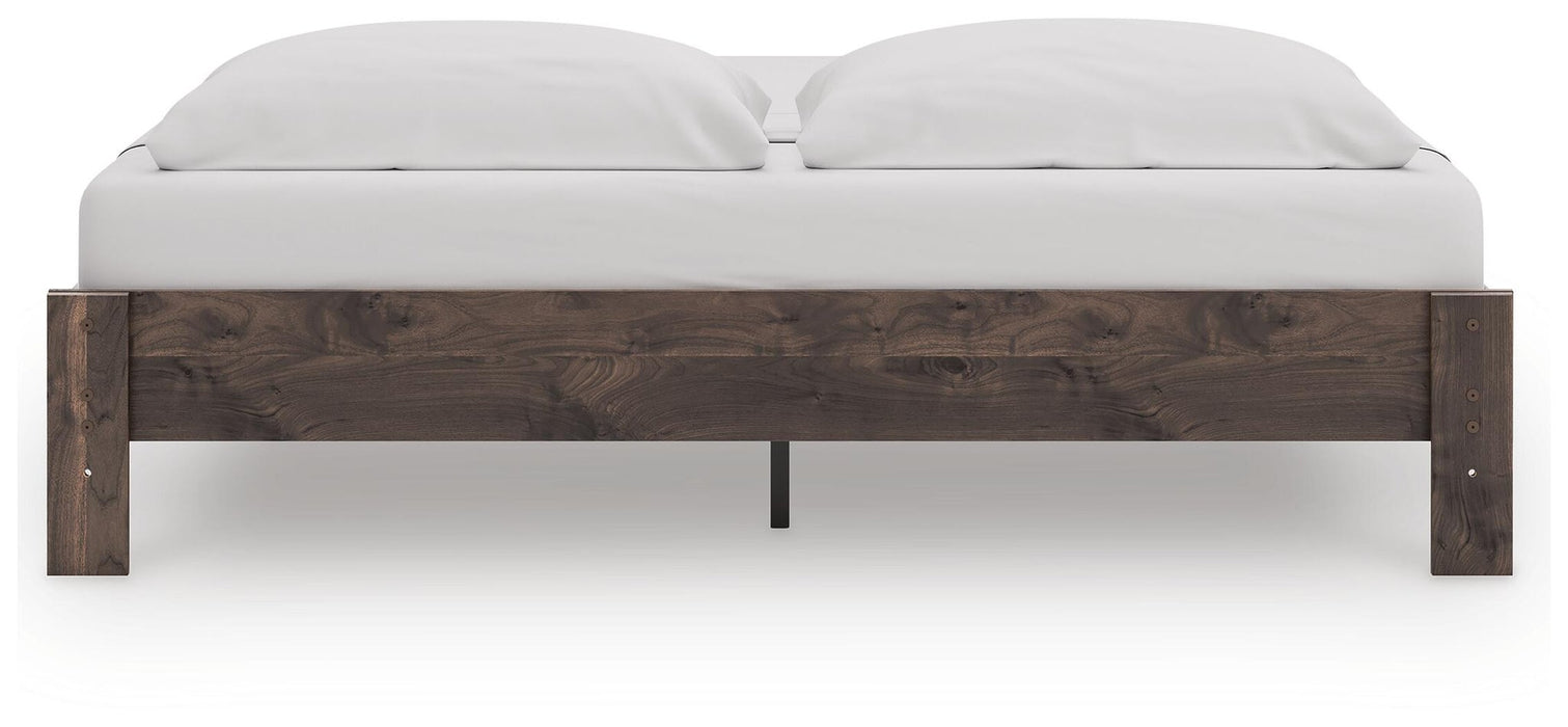 Ashley Express - Calverson King Platform Bed