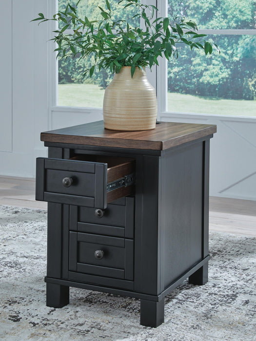 Ashley Express - Wildenauer Chair Side End Table