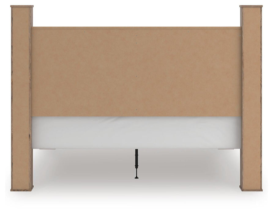 Rusticott King Poster Bed
