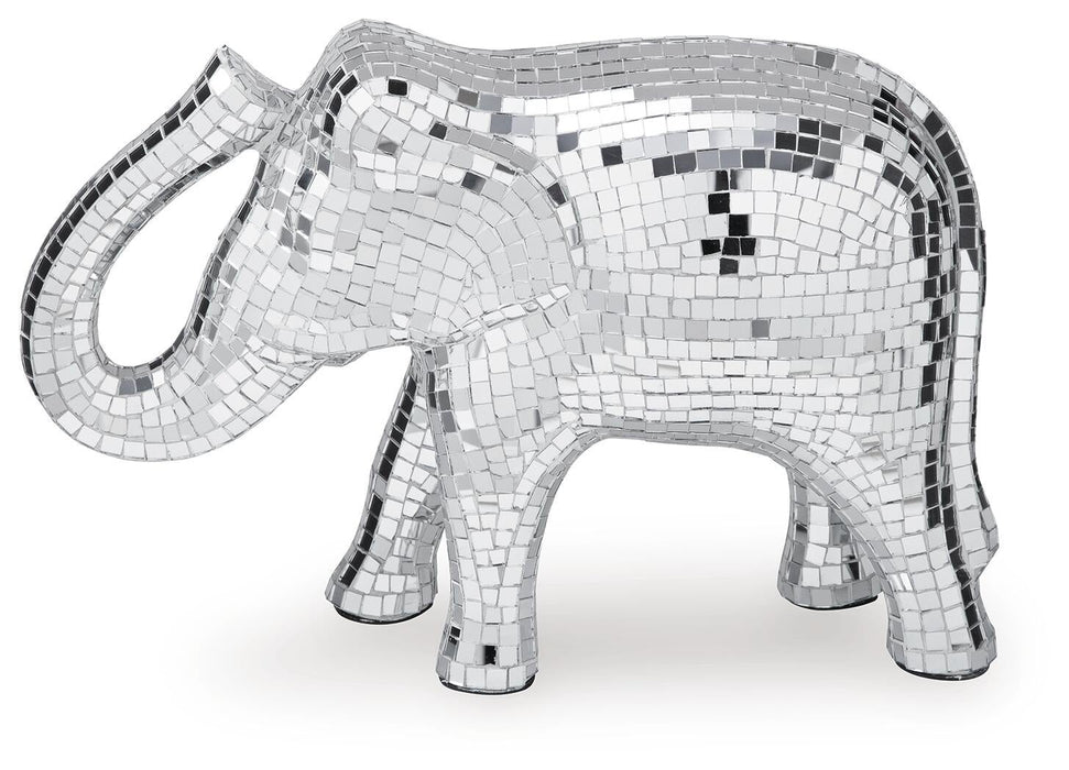 Ashley Express - Hallmont Sculpture