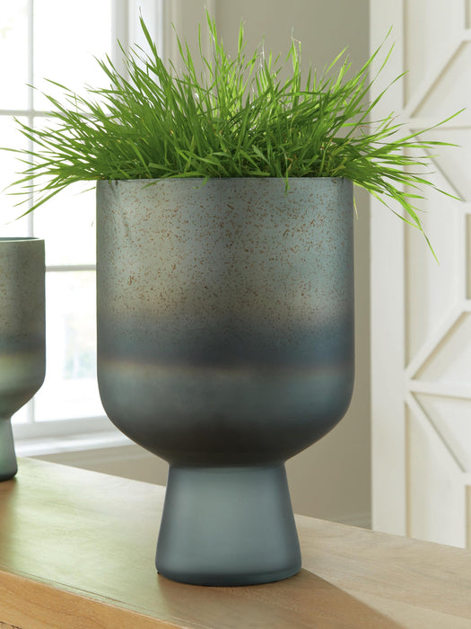 Ashley Express - Pennmore Vase