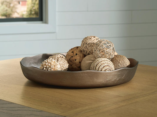 Ashley Express - Wallmen Tray