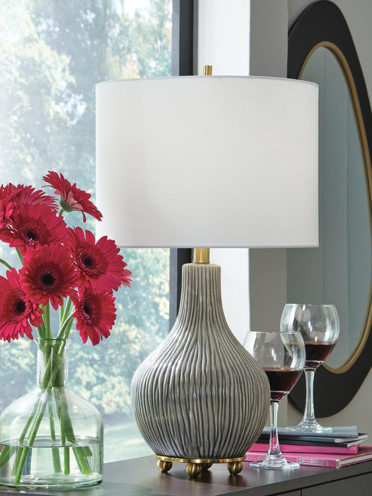 Ashley Express - Judlen Ceramic Table Lamp (1/CN)