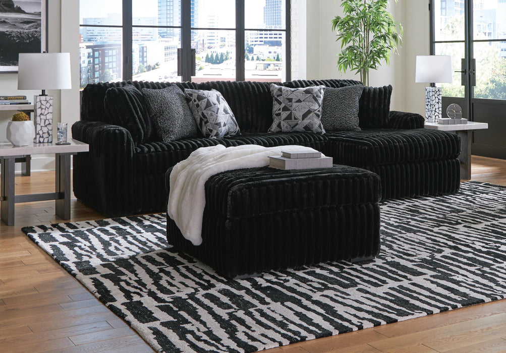 Midnight-Madness 3-Piece Sectional with Chaise