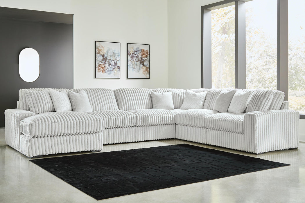 Stupendous 6-Piece Sectional with Chaise