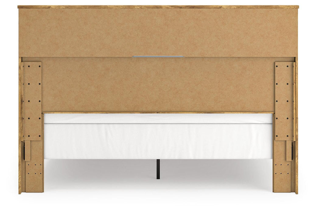 Maystonna King Panel Bed