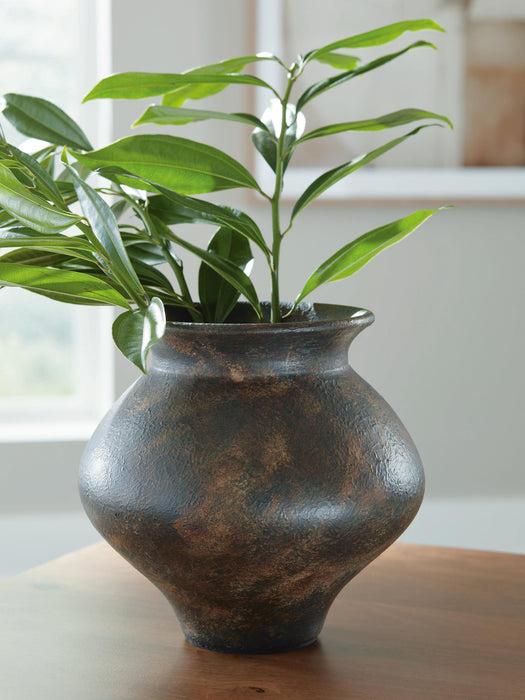 Ashley Express - Laddlow Vase