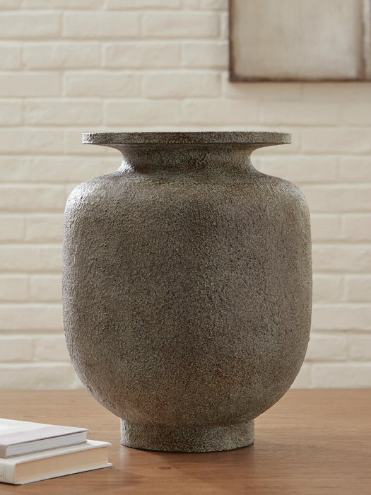 Ashley Express - Jedwick Vase