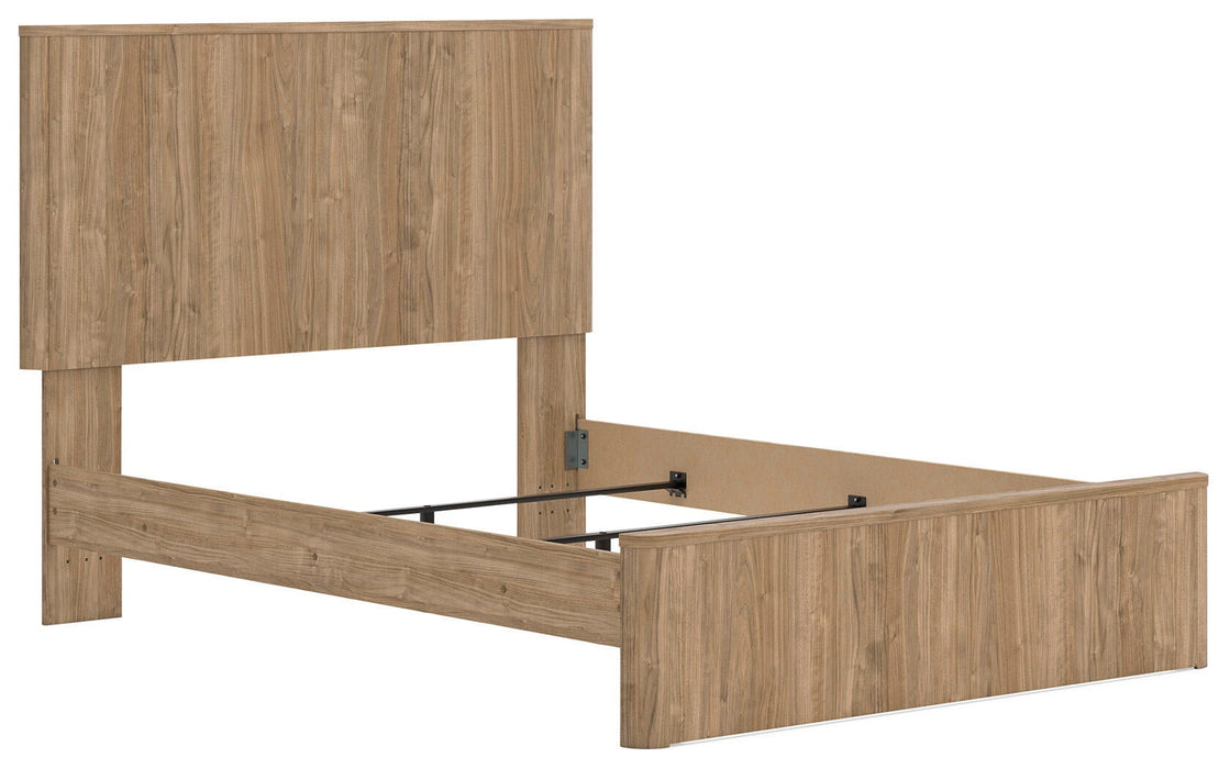 Gramburg Queen Panel Bed