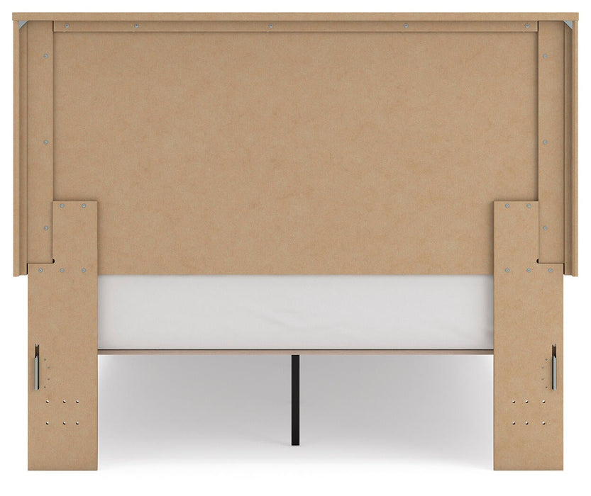 Gramburg Queen Panel Platform Bed