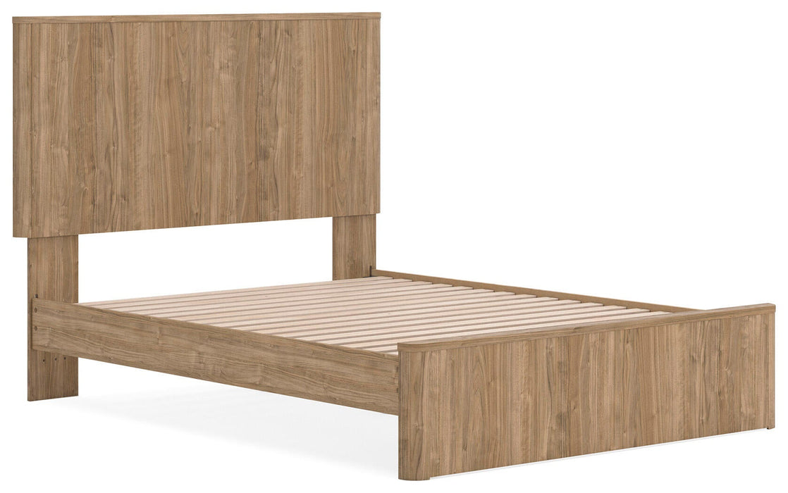 Gramburg Queen Panel Platform Bed