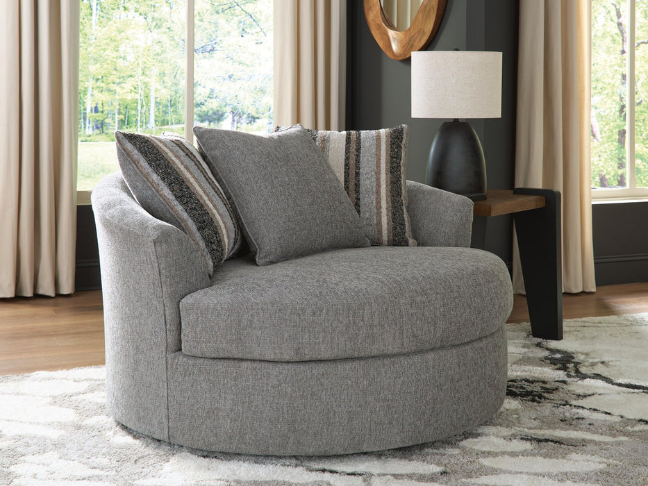 Creston Heights Oversized Swivel Accent Chair