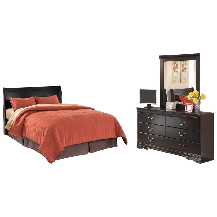 Huey Vineyard Queen Sleigh Headboard Bed with Mirrored Dresser