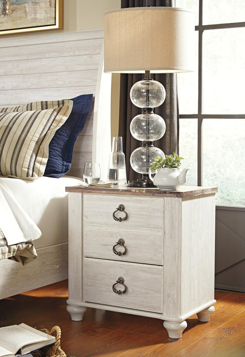 Willowton Queen Sleigh Bed with Mirrored Dresser, Chest and Nightstand