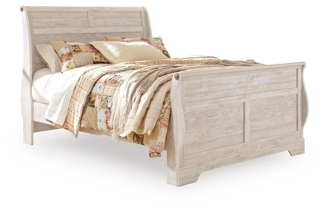Willowton Queen Sleigh Bed with Mirrored Dresser, Chest and Nightstand