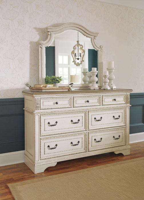 Realyn King Upholstered Panel Bed with Mirrored Dresser