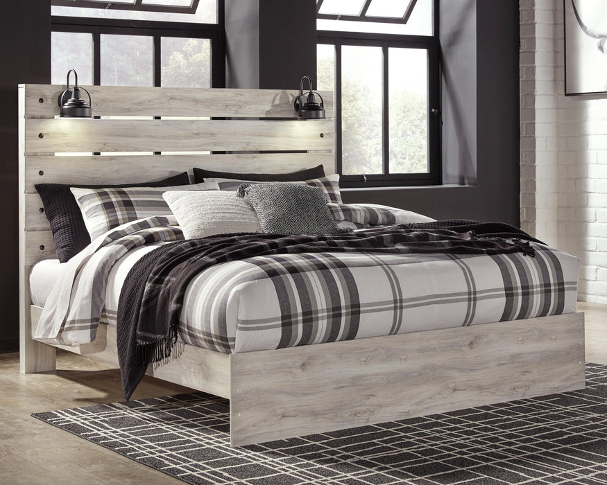 Cambeck King Panel Bed with Mirrored Dresser