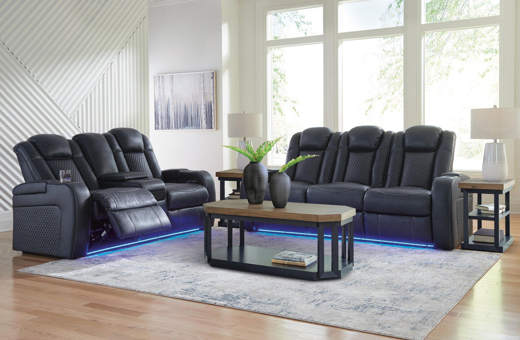 Fyne-Dyme Sofa, Loveseat and Recliner