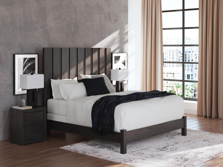 Parlayon King Panel Bed, Dresser, Mirror and Nightstand