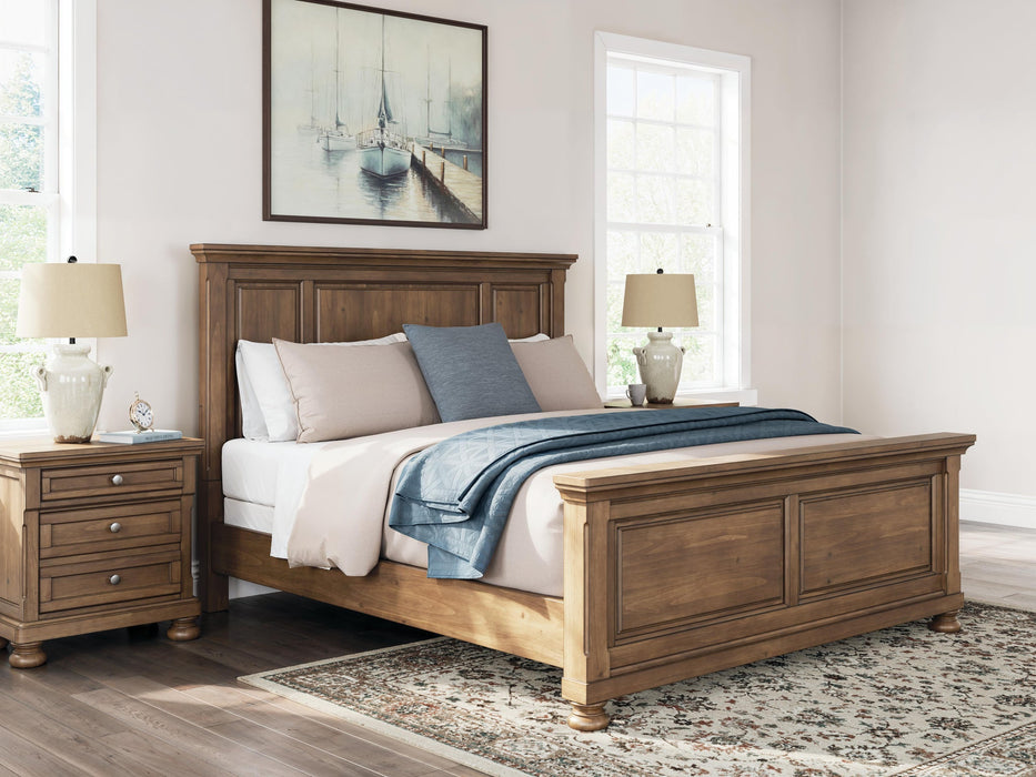 Vandenmore California King Panel Bed with Mirrored Dresser