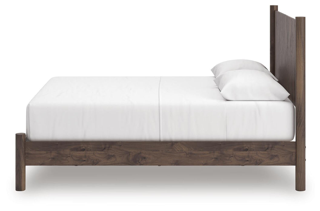 Cadmori Queen Panel Platform Bed, Dresser and Mirror