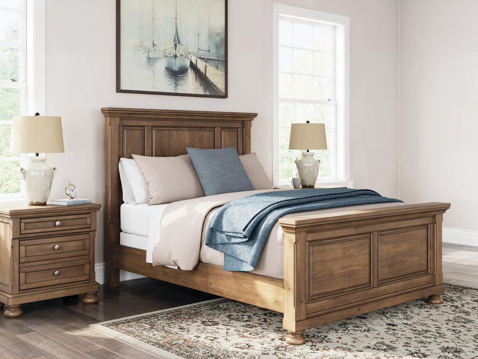 Vandenmore Queen Panel Bed with Mirrored Dresser and Nightstand