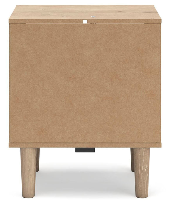 Cielden Queen Upholstered Bed with Roll Slats, Dresser, Mirror and Nightstand
