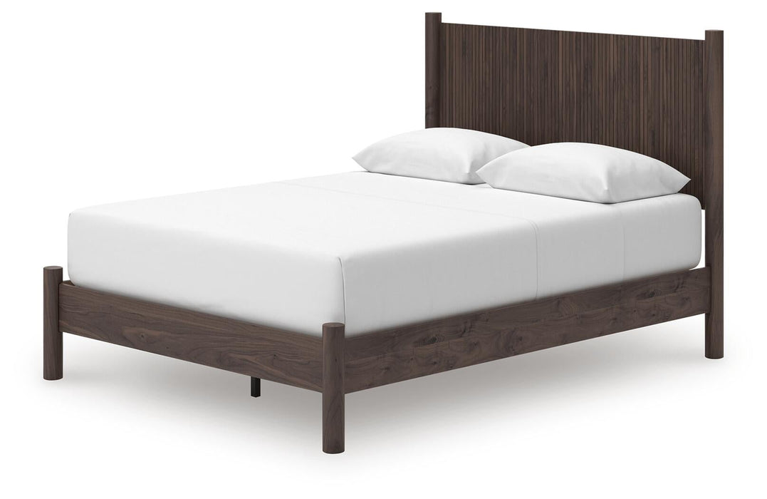 Cadmori Queen Panel Platform Bed, Dresser, Mirror, Chest and Nightstand