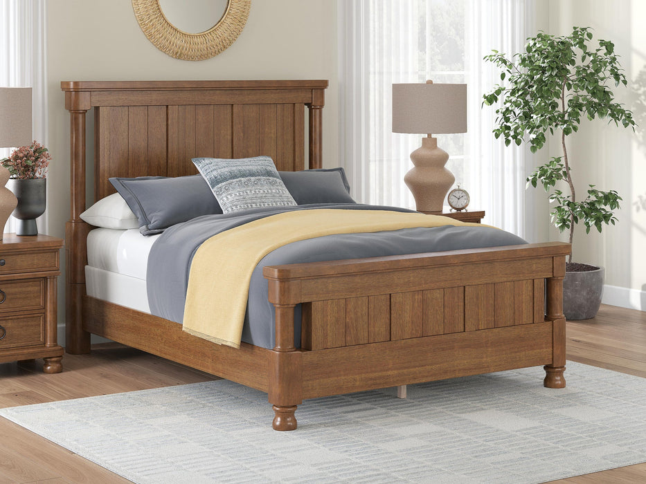 Chadworth Queen Poster Bed with Mirrored Dresser and Nightstand