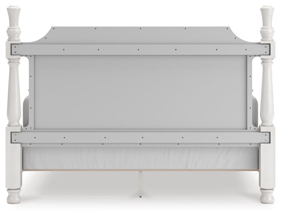 Chadworth King Poster Bed, Dresser and Mirror